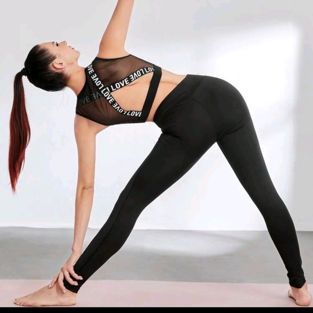 Softness breathable letter tape sports bra& sports leggings set